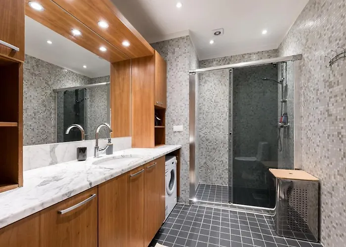 아파트 Spacious Luxury Old Town Flat *