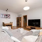 Appartamento Spacious Luxury Old Town Flat *