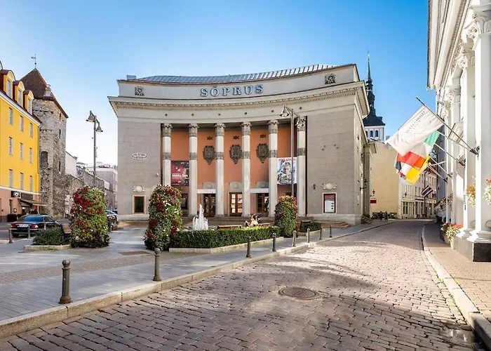 Spacious Luxury Old Town Flat Διαμέρισμα *