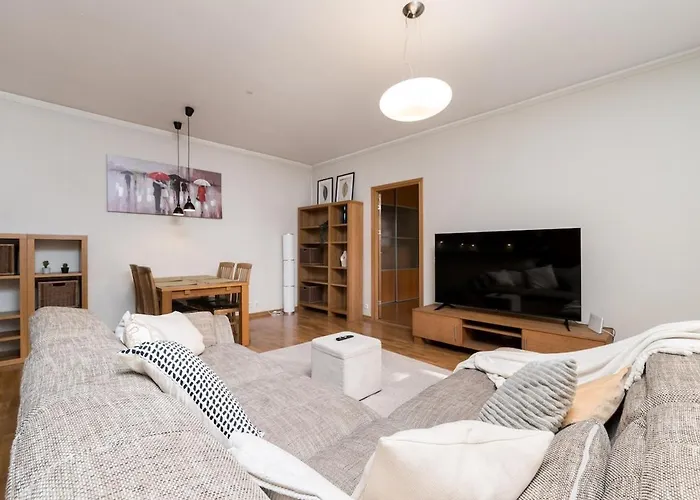 Διαμέρισμα Spacious Luxury Old Town Flat *